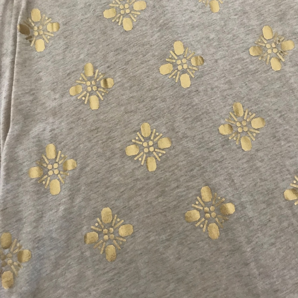 GAP Gold Printed Tank - Picture 3 of 7